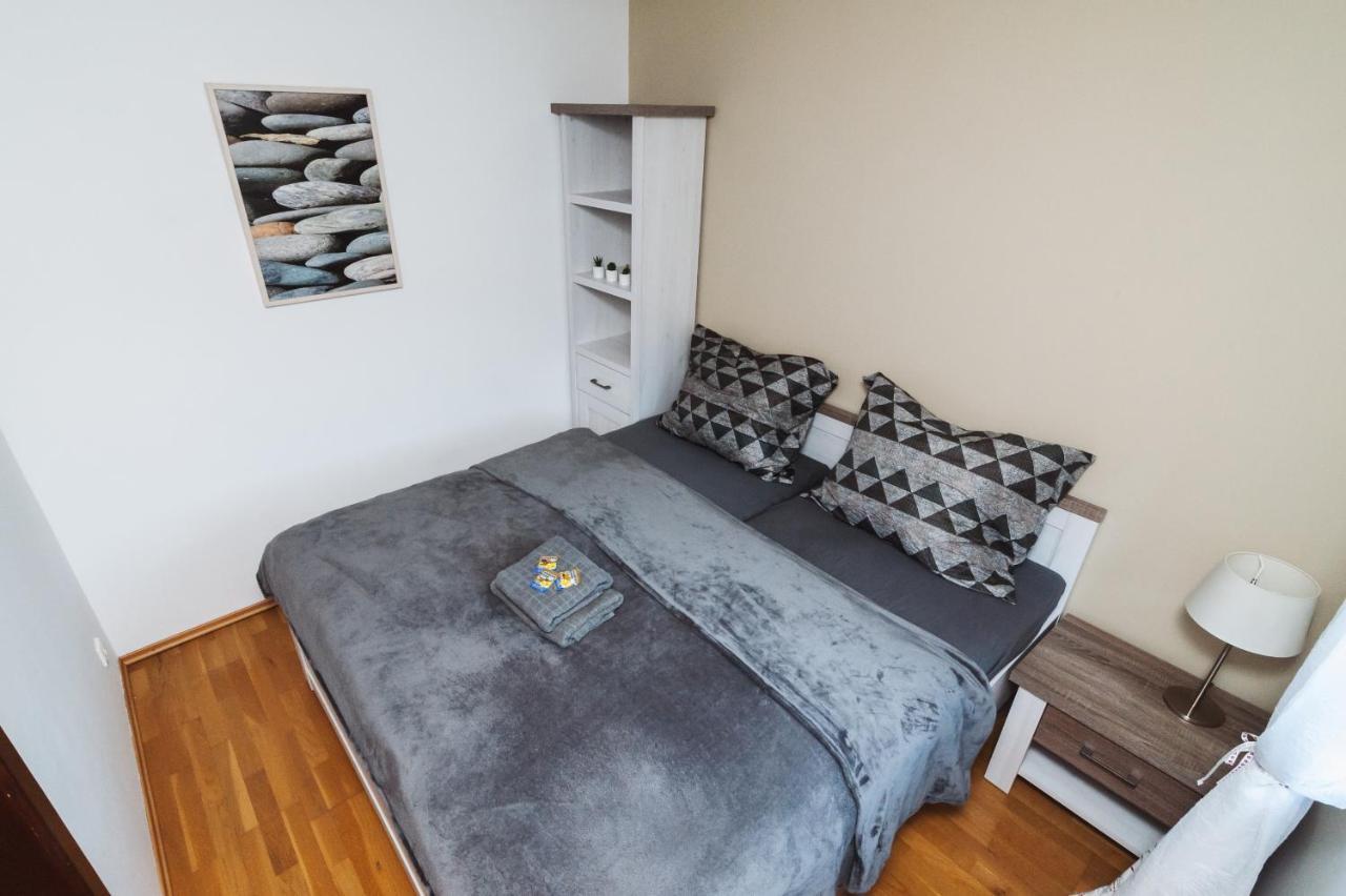 Vila Viktoria - Apartman Viktoria 2 Rużomberk Zewnętrze zdjęcie